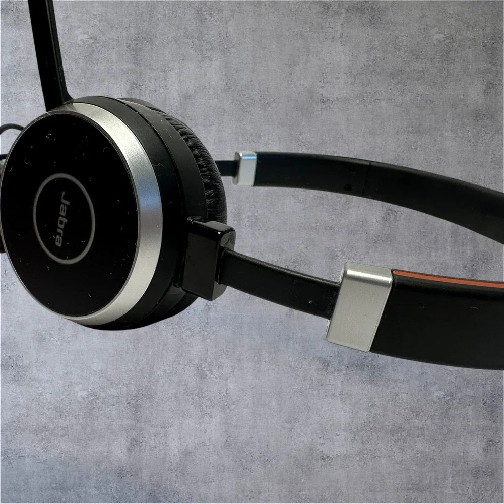 Jabra On Ear Evolve 40 Stereo Headset Black Wired USB 3.5mm Jack Tested/Works‎